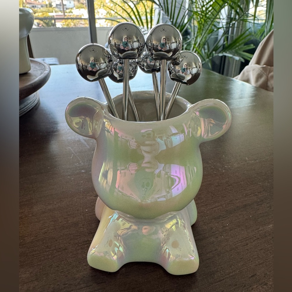 Iridescent Ceramic Mouse Figurine Holder - Crafts, Pens, Makeup Brush Display